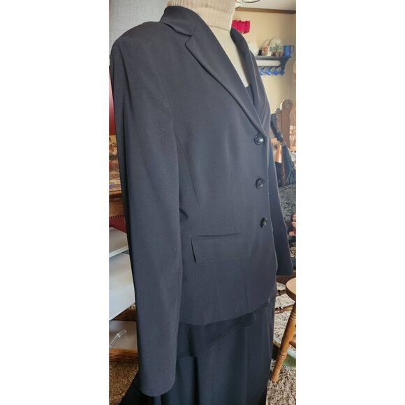 J41  Evan Picone Essentials black 3-button blazer lined, business office - Picture 1 of 7